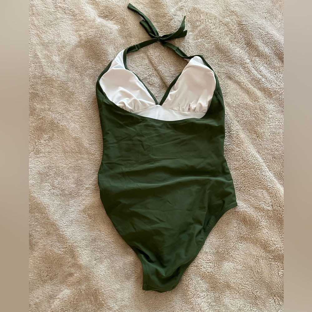 Cupshe green halter one piece large swimsuit - Picture 5 of 7
